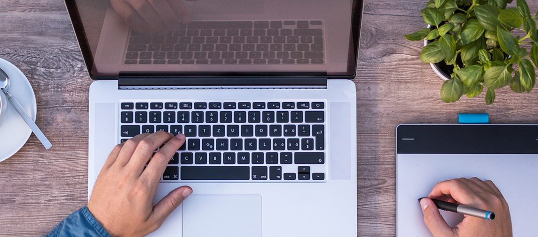 Early Twenties: 7 Reasons to Start Your First Website Now