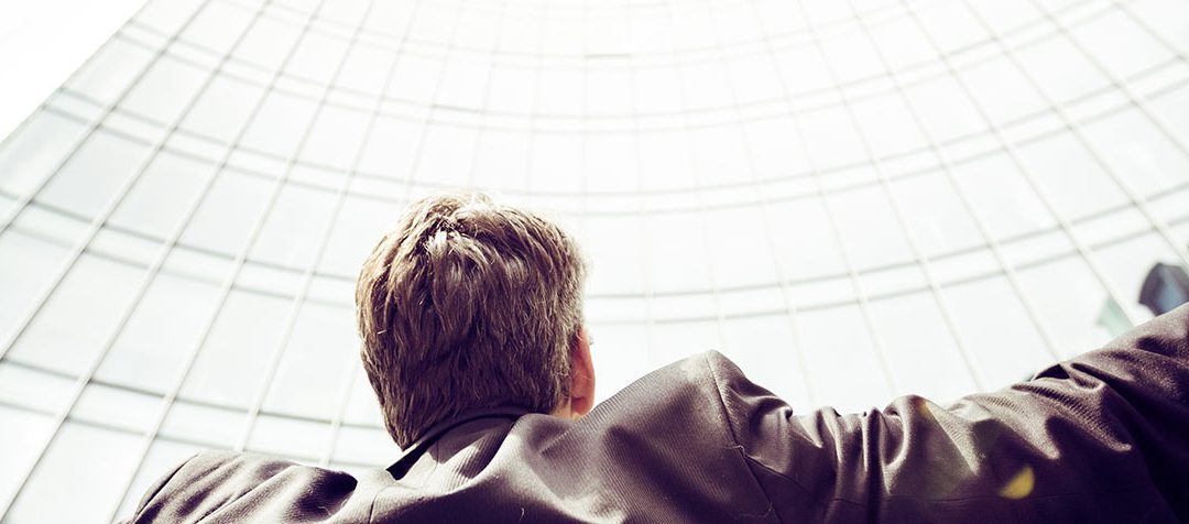 How to Use Social Media to Generate Interest in Your Web Hosting Company